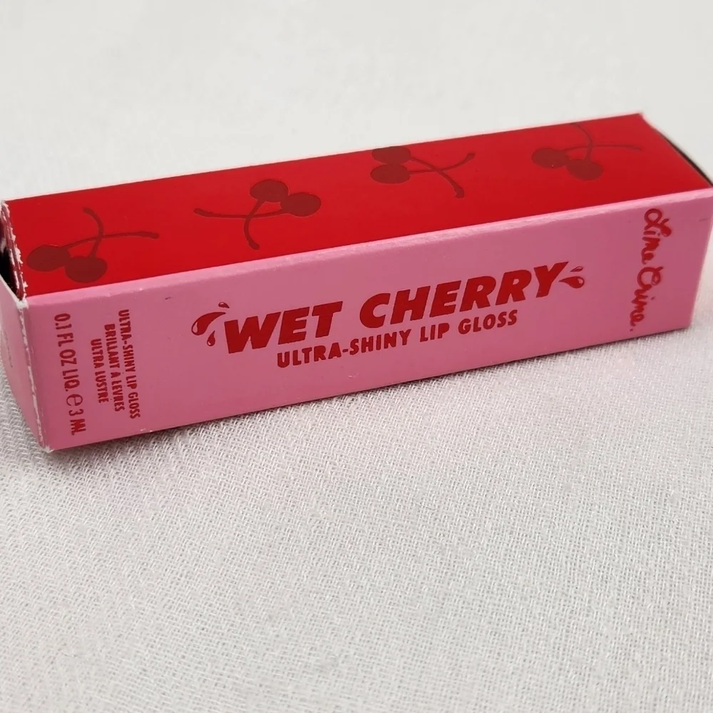 Lime Crime Wet Cherry Ultra Shinny Lip Gloss. Flaming Cherry.